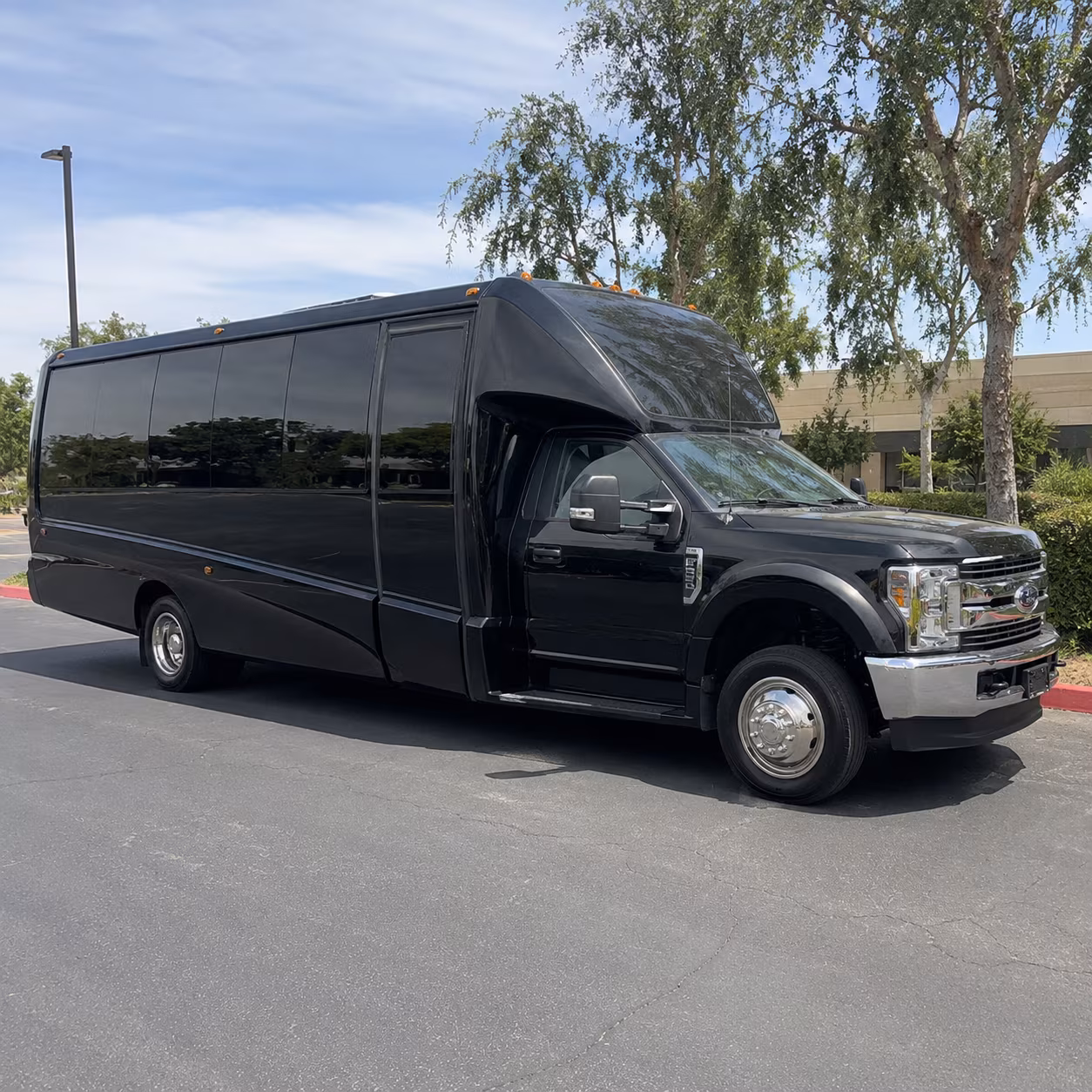 bachelorette and birthday party buses in west bloomfield