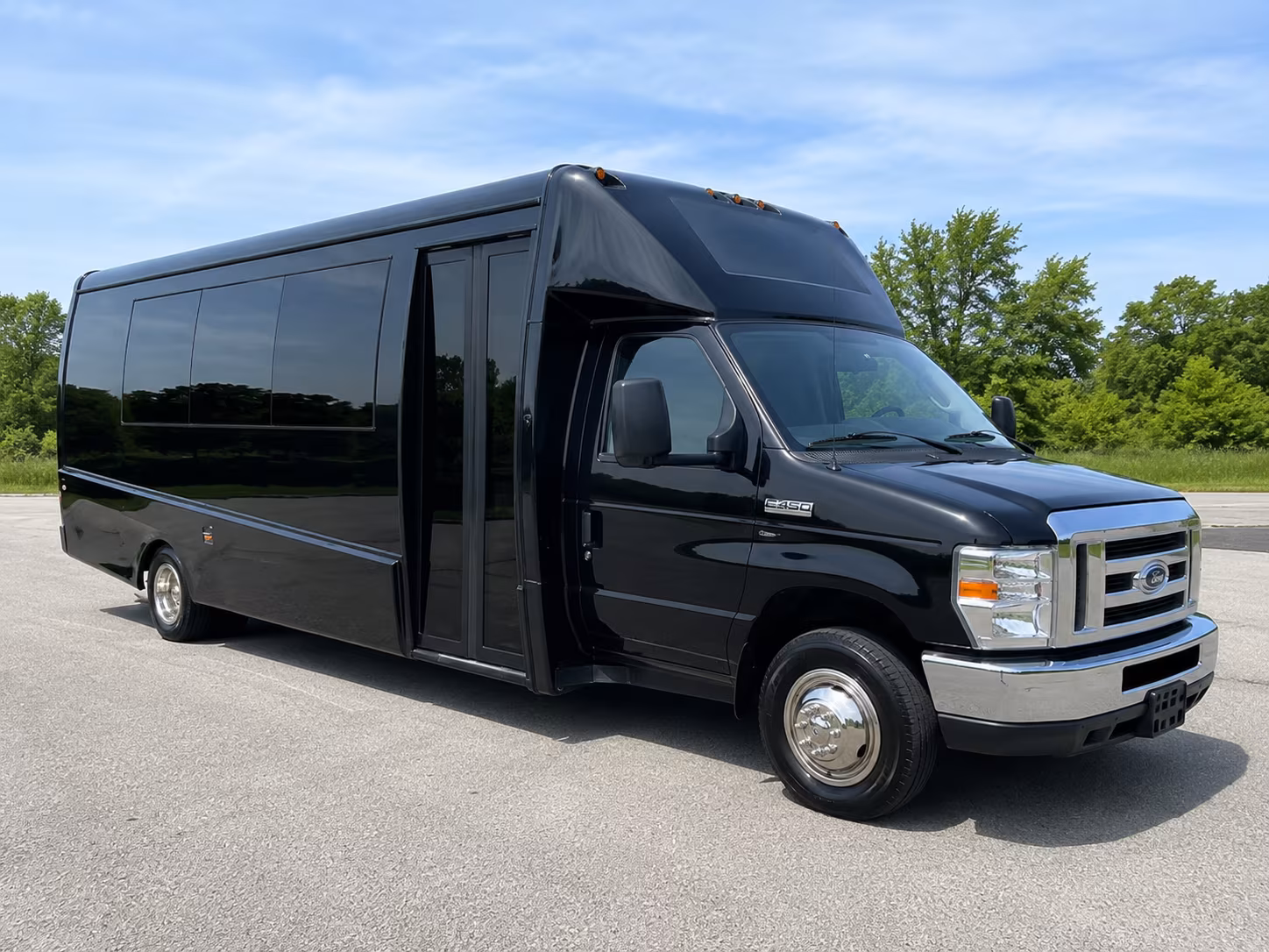 charter buses for museum and science center field trips near west bloomfield