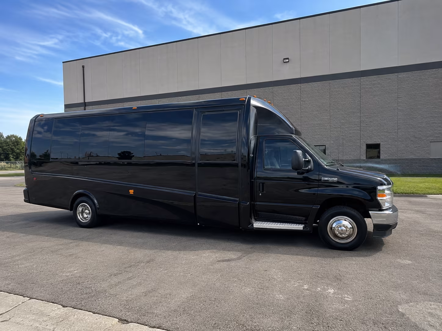 festival weekend bus rentals for michigan music events near west bloomfield