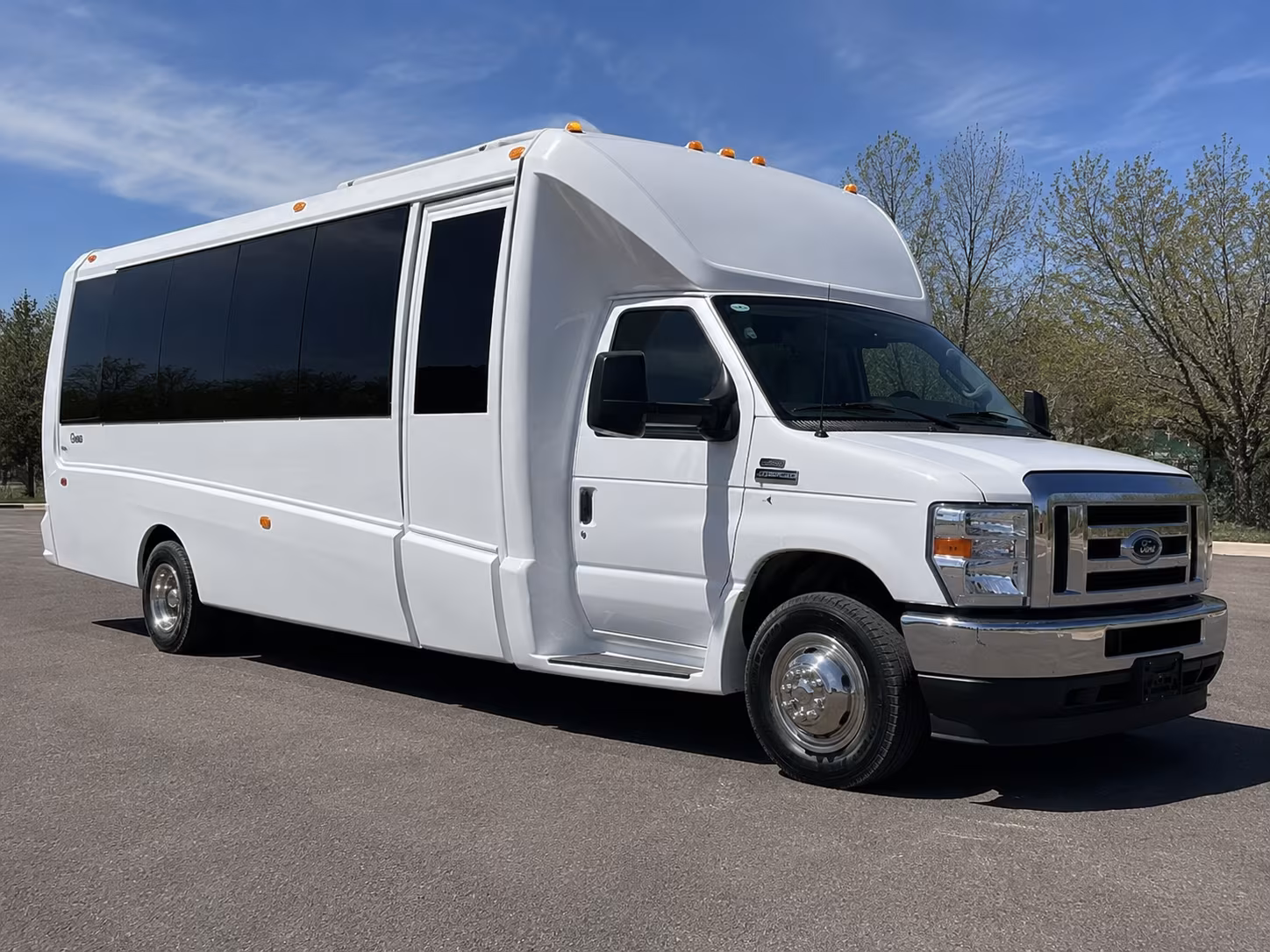 party buses for west bloomfield bridal parties and wedding eve celebrations