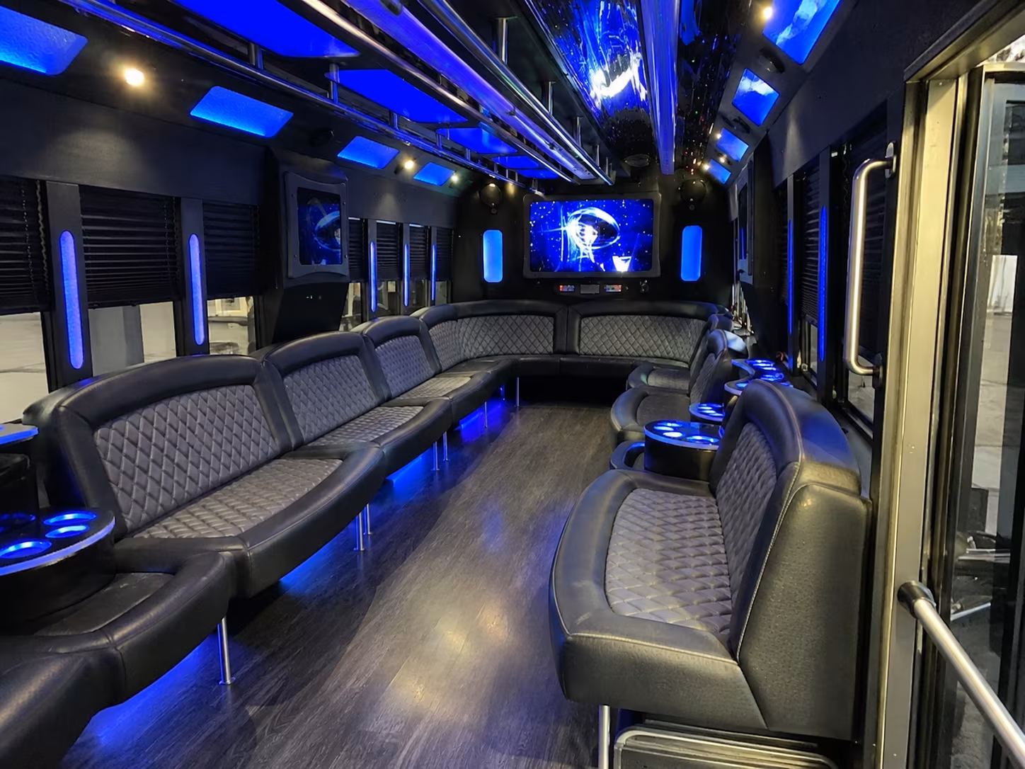 west bloomfield 28 passenger party bus interior