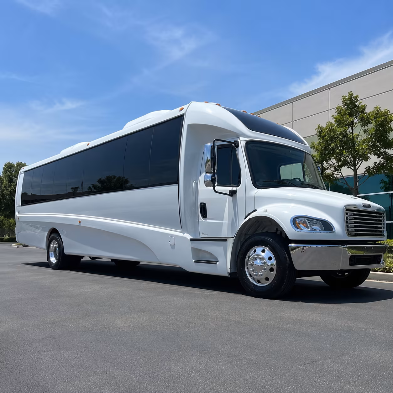 west bloomfield 30 passenger minibus