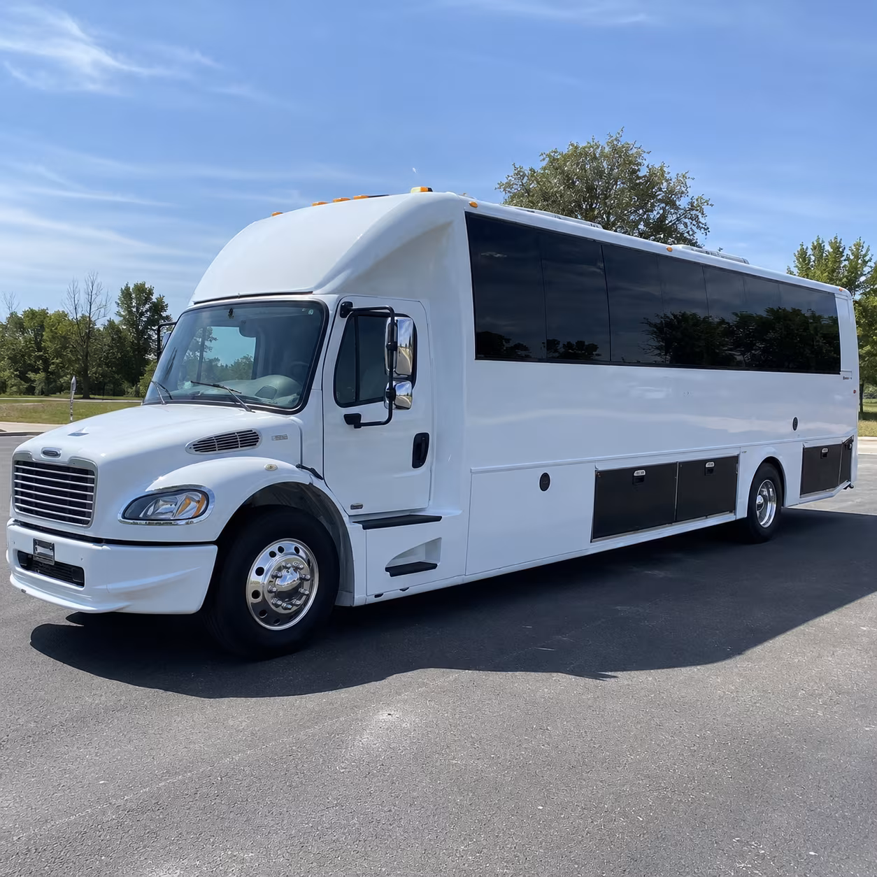 west bloomfield 40 passenger party bus