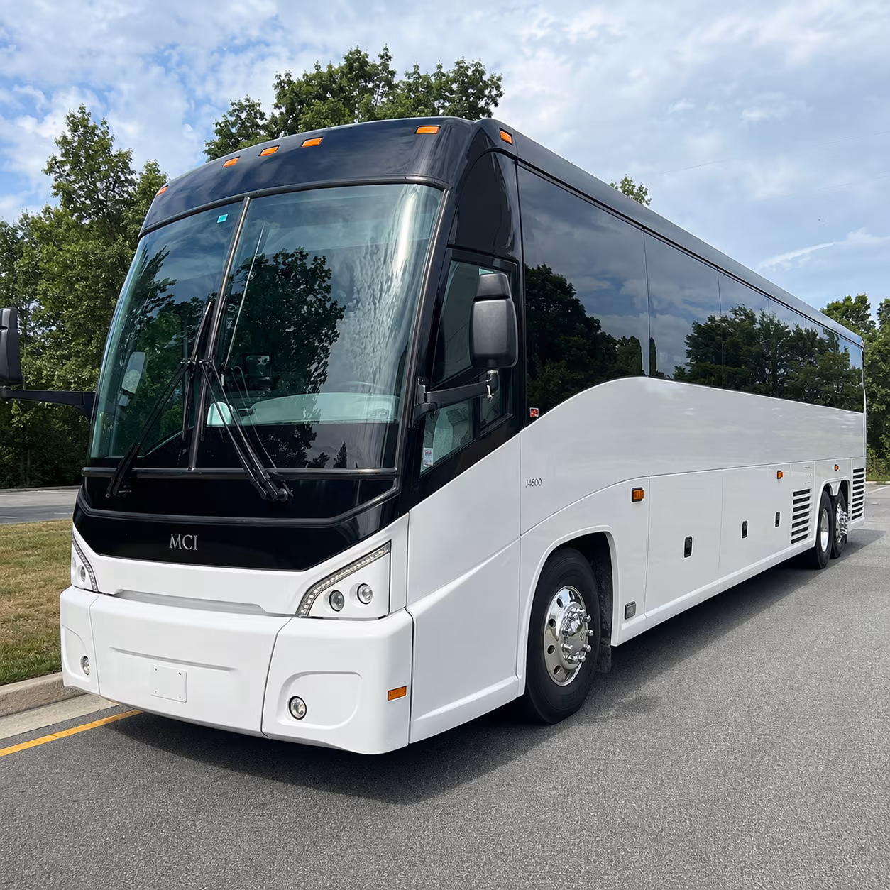 west bloomfield charter bus rentals for oakland county government agencies