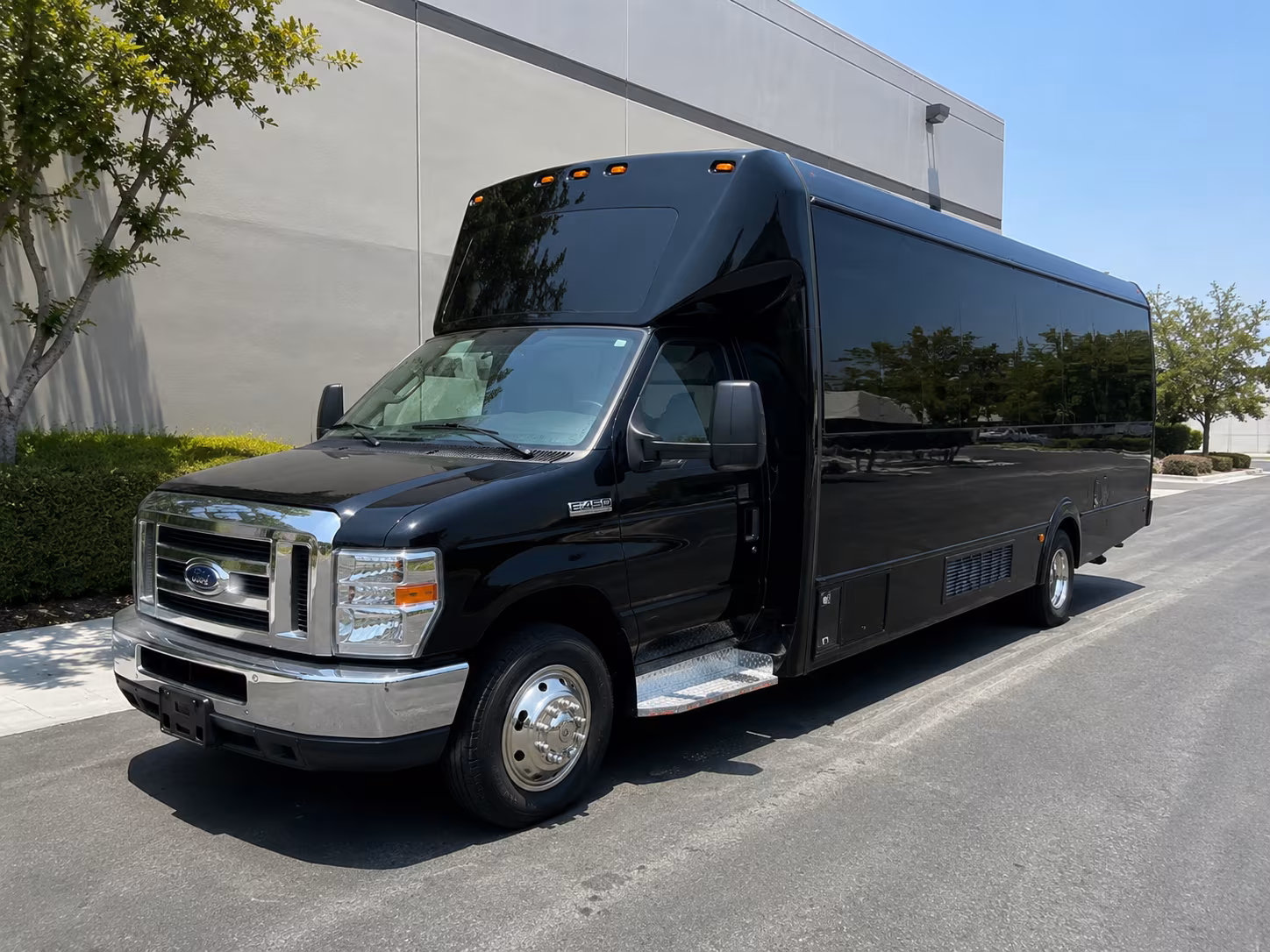 west bloomfield party bus