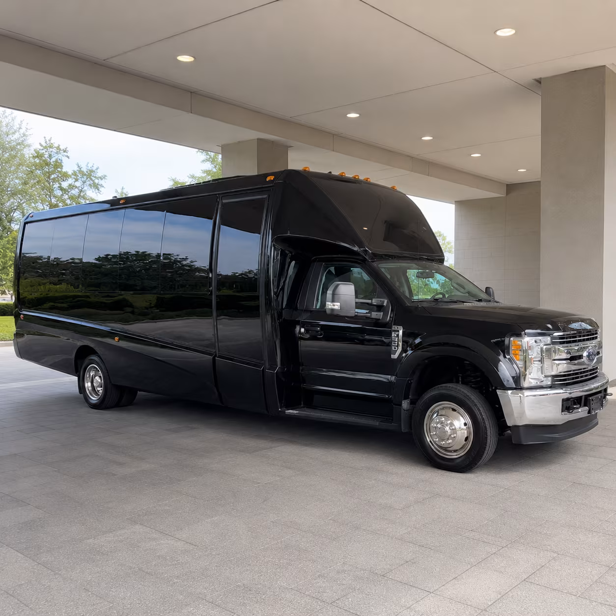 west bloomfield sporting events party bus rental