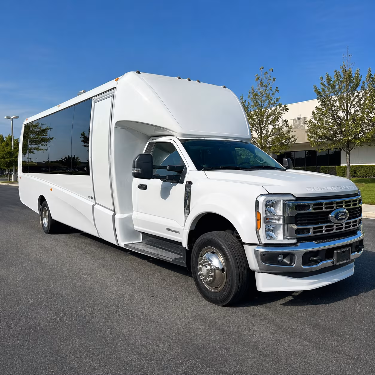 west bloomfield wine tour transportation